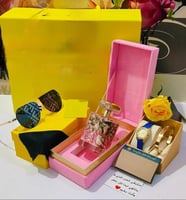 بوكس هدايا عيد واج للنساء