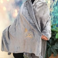 شال شتوي مخمل شالات مخمل