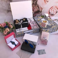 متجر هدايا ذكرى زواج فخم