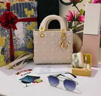 هدية تخرج للبنات غير مكلفة مميزة