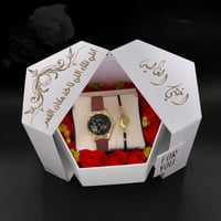 بكس راقي وانيق بالاسم _متجر هدايا القمة