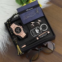 اطقم راقية تشمل ساعة ومجموعة إكسسوارت حسب الطلب