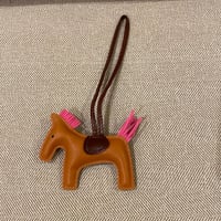 ميدالية horse