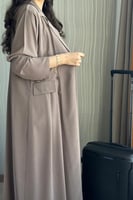 عباية سفر ياقة بيج