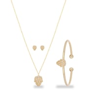 طقم أطفال باللون الذهبي