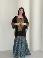 جلابية تطريز من الامام والخلف مع شالكي كسرات