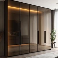 خزانة ملابس أونيـكس – زجاج عاكس بتفاصيل فاخرة وإضا...