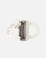 شنطة نسائية بجلد بارز بلون بيج