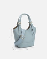 شنط نسائية بتصميم عصري بلون أزرق