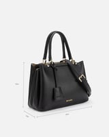 شنط نسائية لكل يوم بلون أسود