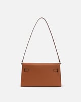 شنطة نسائية بتصميم أنيق بلون بني