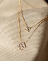 Double-layer necklace design in gold color