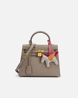 شنطة نسائية جلد لكل يوم ووقت