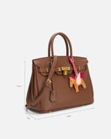 شنطة نسائية بتصميم كلاسيك بلون بني