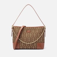 شنطة نسائية بتصميم أنيق من الـــــي