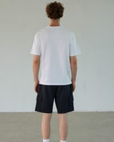 تي شيرت رجالي قطن بلون أبيض وأزرق