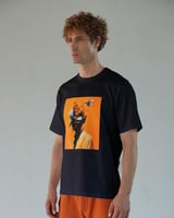 تي شيرت رجالي قطن بلون أسود وأورنج