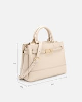 شنطة نسائية كلاسيك باللون الأبيض