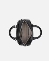 شنط نسائية من الجلد بلون أسود