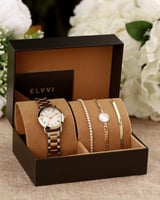 طقم هدايا نسائي بلون فضي وذهبي