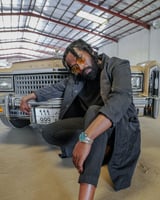 نظارة شمسية بتصميم أنيق