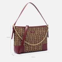 شنطة نسائية بتصميم أنيق من الـــــي