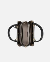 شنط نسائية لكل يوم بلون أسود