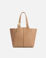 شنطة نسائية باللون البني الفاتح