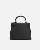 شنطة نسائية بتصميم عصري بلون أسود