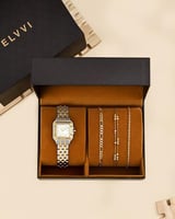 طقم هدايا نسائي بلون فضي وذهبي