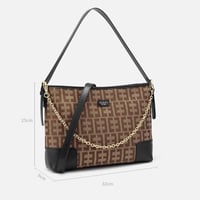 شنطة نسائية بتصميم أنيق من الـــــي