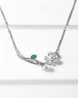 سلسال نسائي فاخر بلون فضي