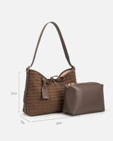 شنطة نسائيه بتصميم عملي بلون بني