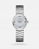 ساعة نسائية من الستيل باللون الفضي