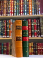 361- مؤلفات عبدالله الطيب من نافذة القطار/من حقيبة...