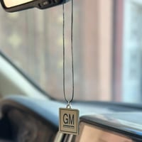 تعليقة مراية السيارة GM