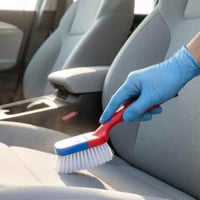 فرشاة تنظيف مراتب قماش: قوة التنظيف والأمان