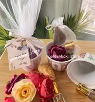 توزيعات عيد للأمهات والجدات