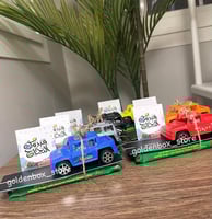 ويفر مع سيارة