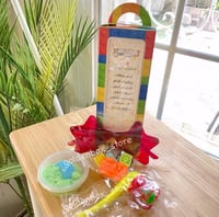 توزيعات اطفال