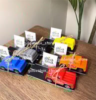 ويفر مع سيارة