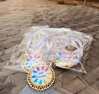 تعليقات ذهبي بثيم