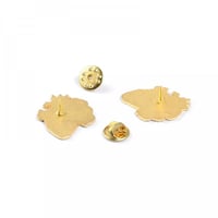 بروش شكل القلب لون أبيض