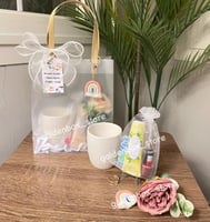 هدايا طالبات