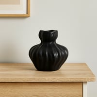 تحفه -الرونق الأسود