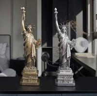 تمثال الحرية ، 38 سم