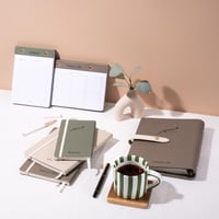 دفتر جلدي صغير - زيتي