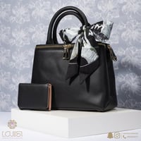 شنطة يد نسائي انيقة