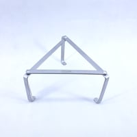 كرسي نار مثلث 12*28.5سم