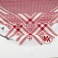 شماغ شانيل انجليزي2025